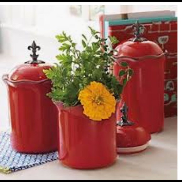 Southern Living At Home Other - SL@H/WH 3 Piece Set Cinnabar Canisters wITH Fleur d Lis Lids EUC